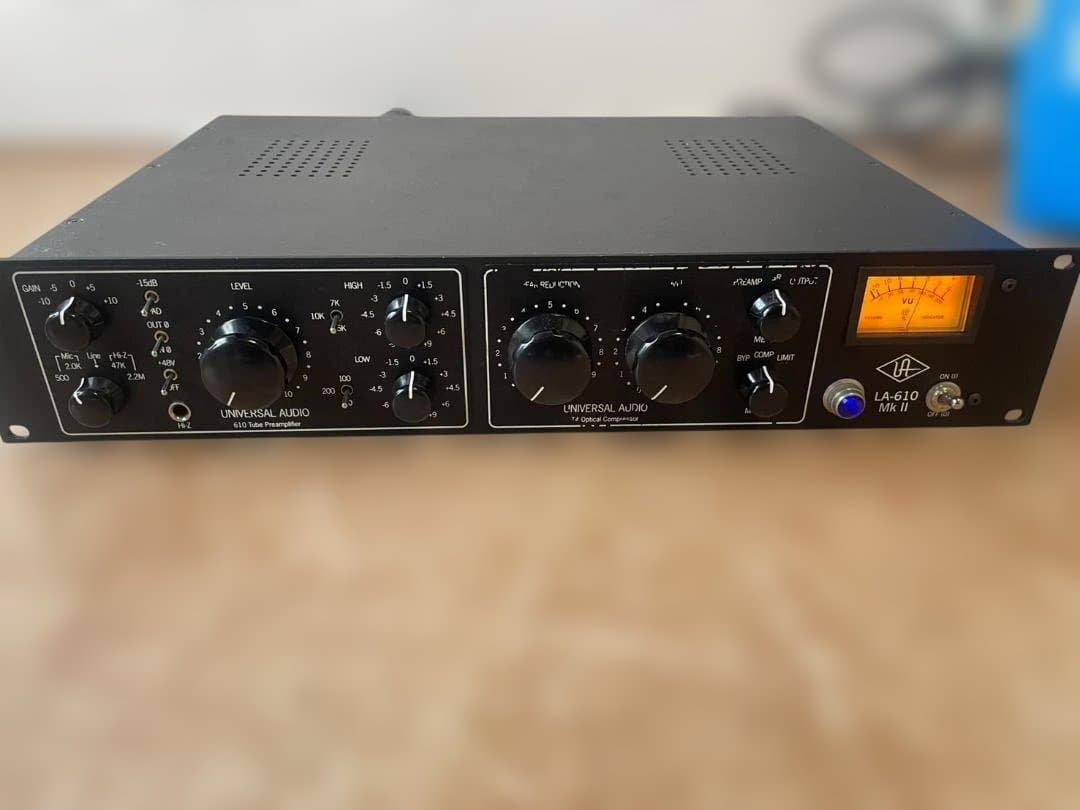 Universal Audio LA-610 Mk II プリアンプ