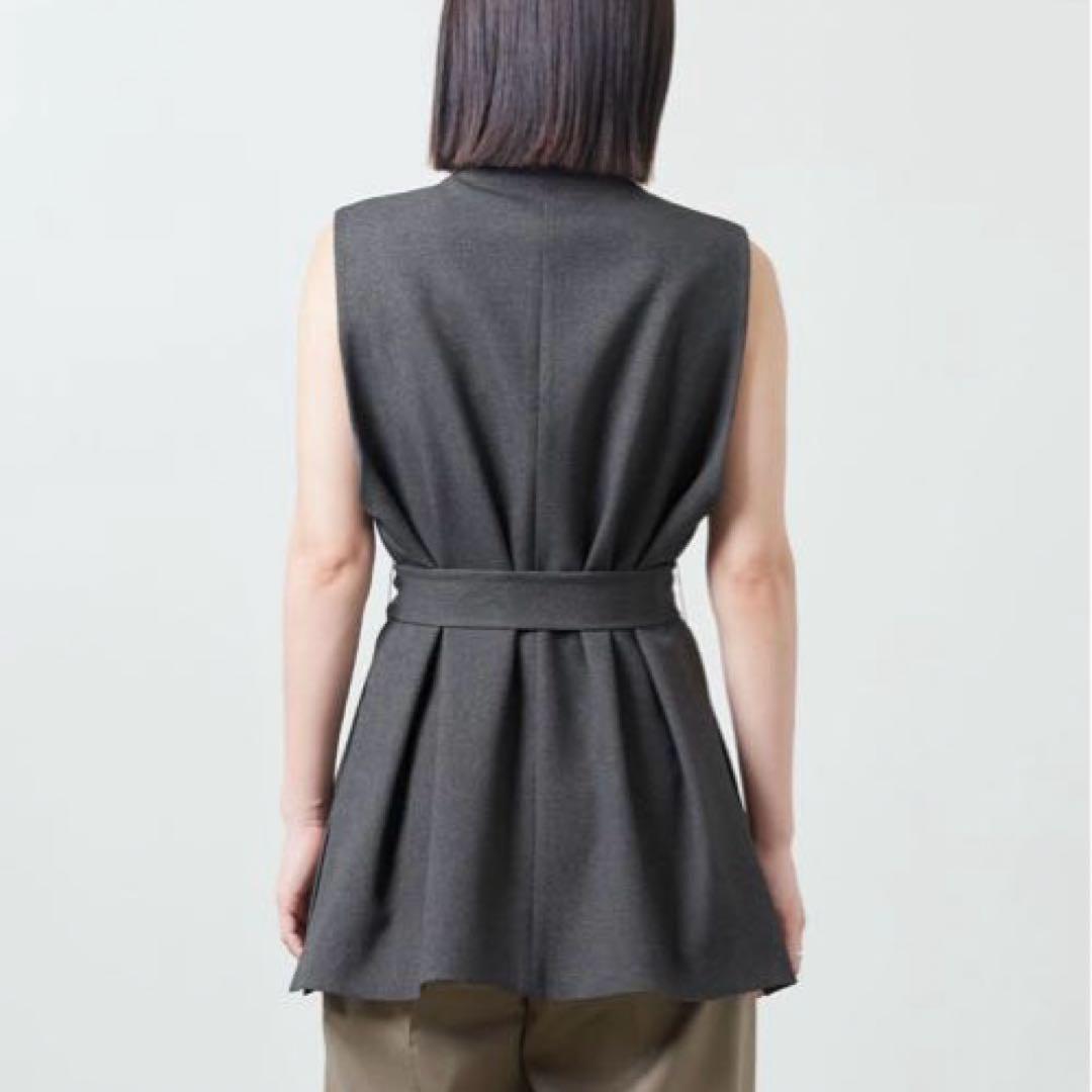 美品 人気 マルゥユナイテッドアローズ ウエストベルトジレ グレー