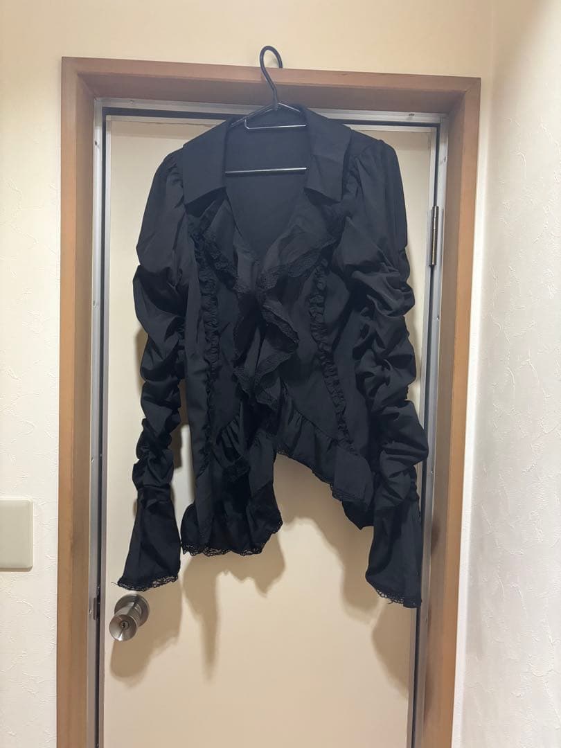 hyde着系ノーブランド変形シャツ