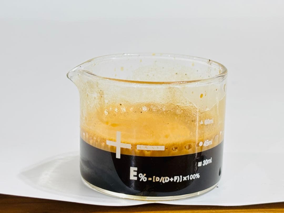 デロンギ　デディカ　EC680 BK ブラック　エスプレッソマシン　おまけ付き