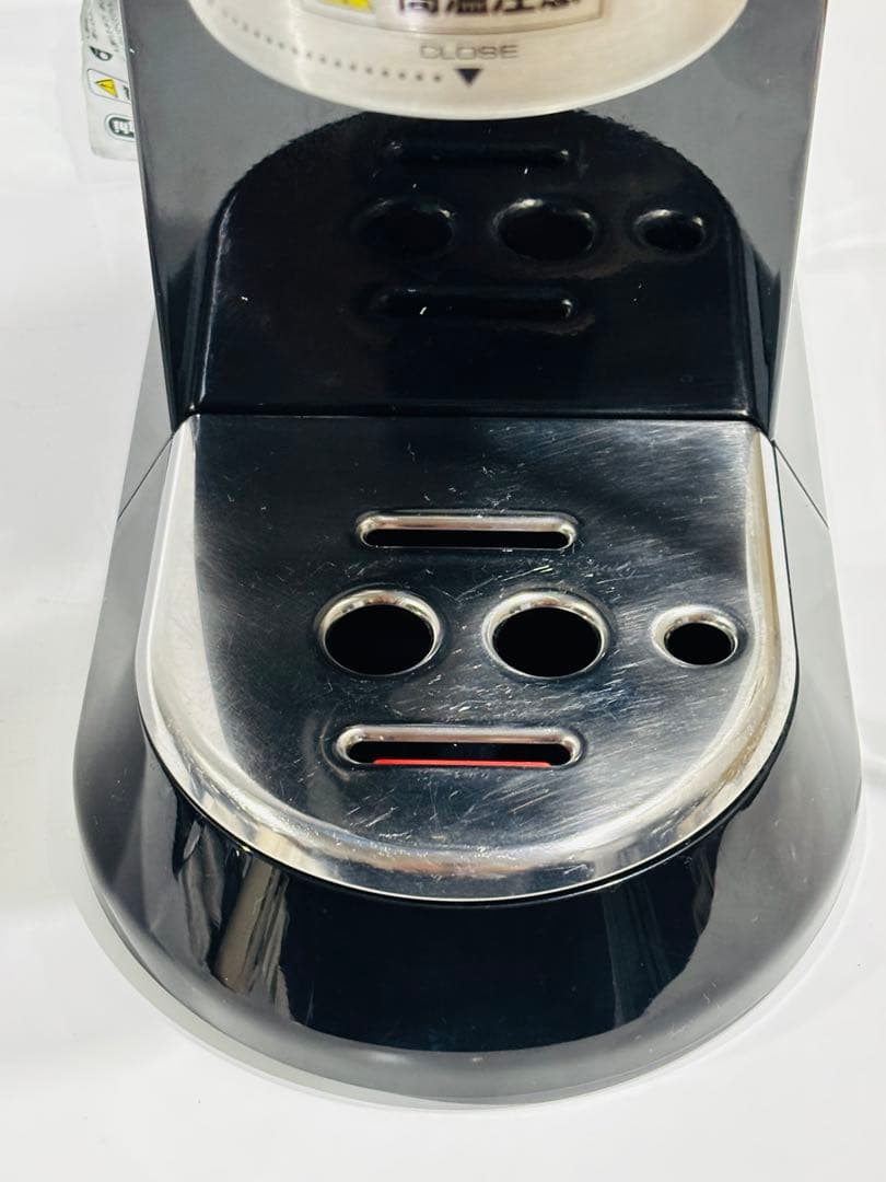 デロンギ　デディカ　EC680 BK ブラック　エスプレッソマシン　おまけ付き