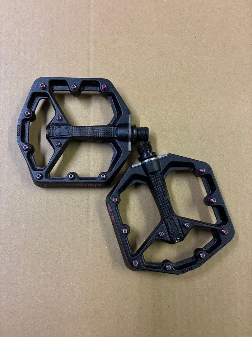 Crankbrothers Stamp7 フラットペダル Sサイズ