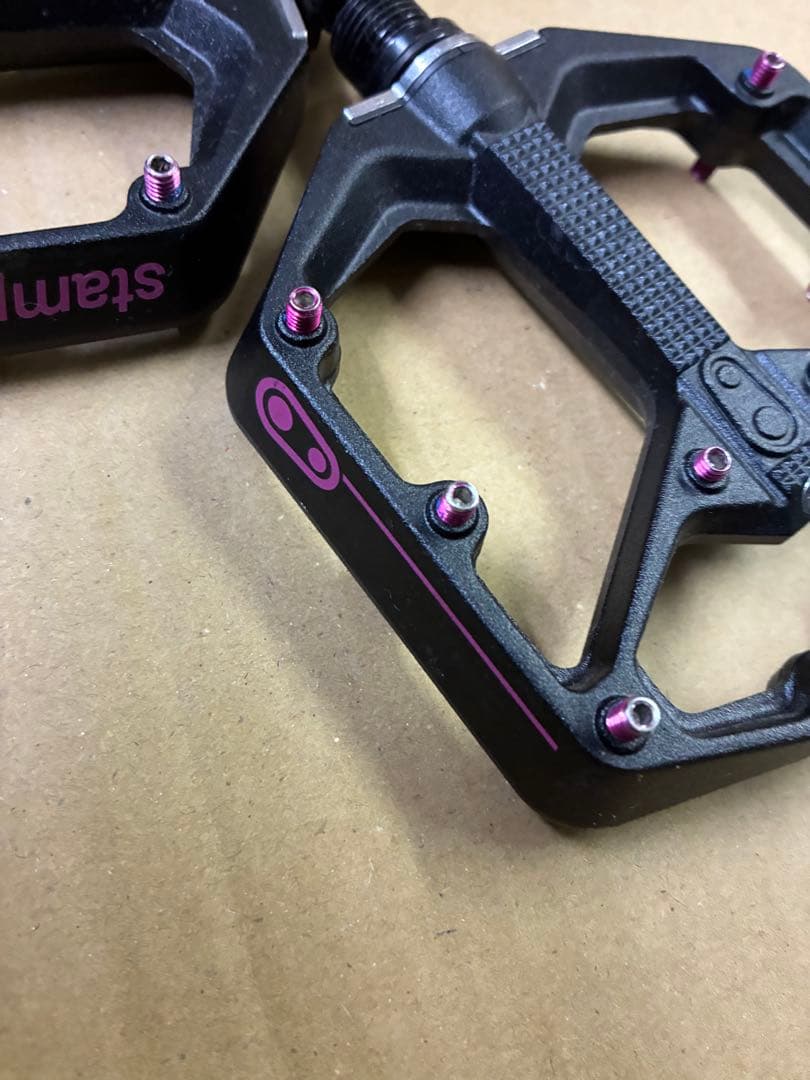 Crankbrothers Stamp7 フラットペダル Sサイズ