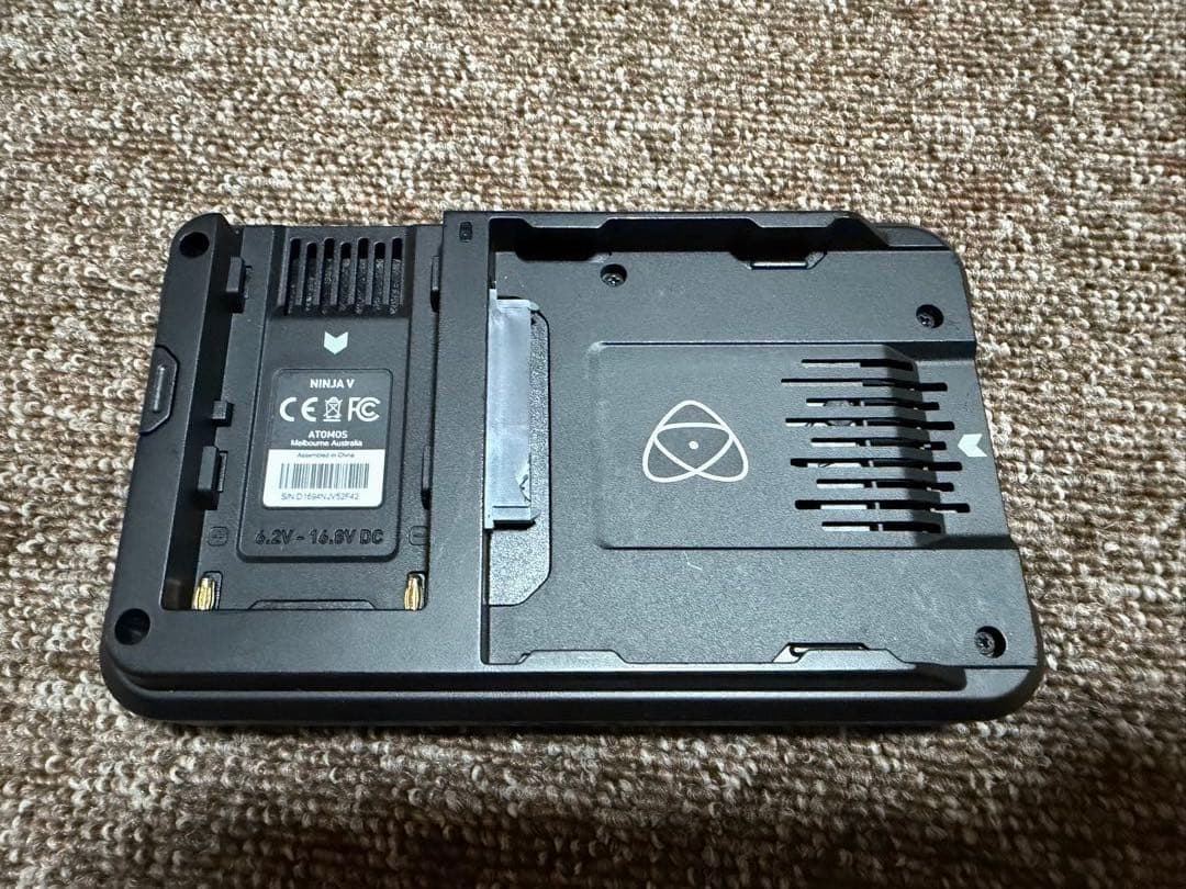 Y*S様 Atomos Ninja V 本体 5インチ