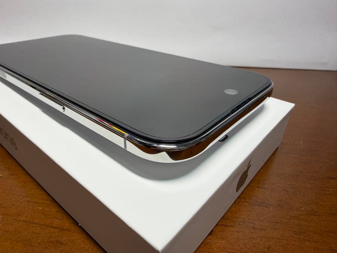 iPhone Airクラウドホワイト　AppleCare付き！