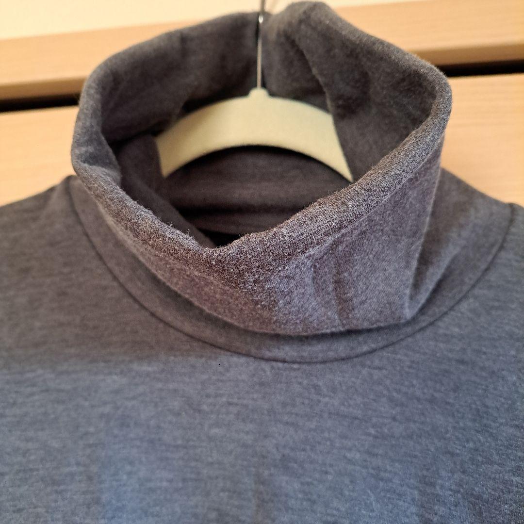 の*ん様 UNIQLO ユニクロ 超極暖ヒートテックタートルネック グレー 　L