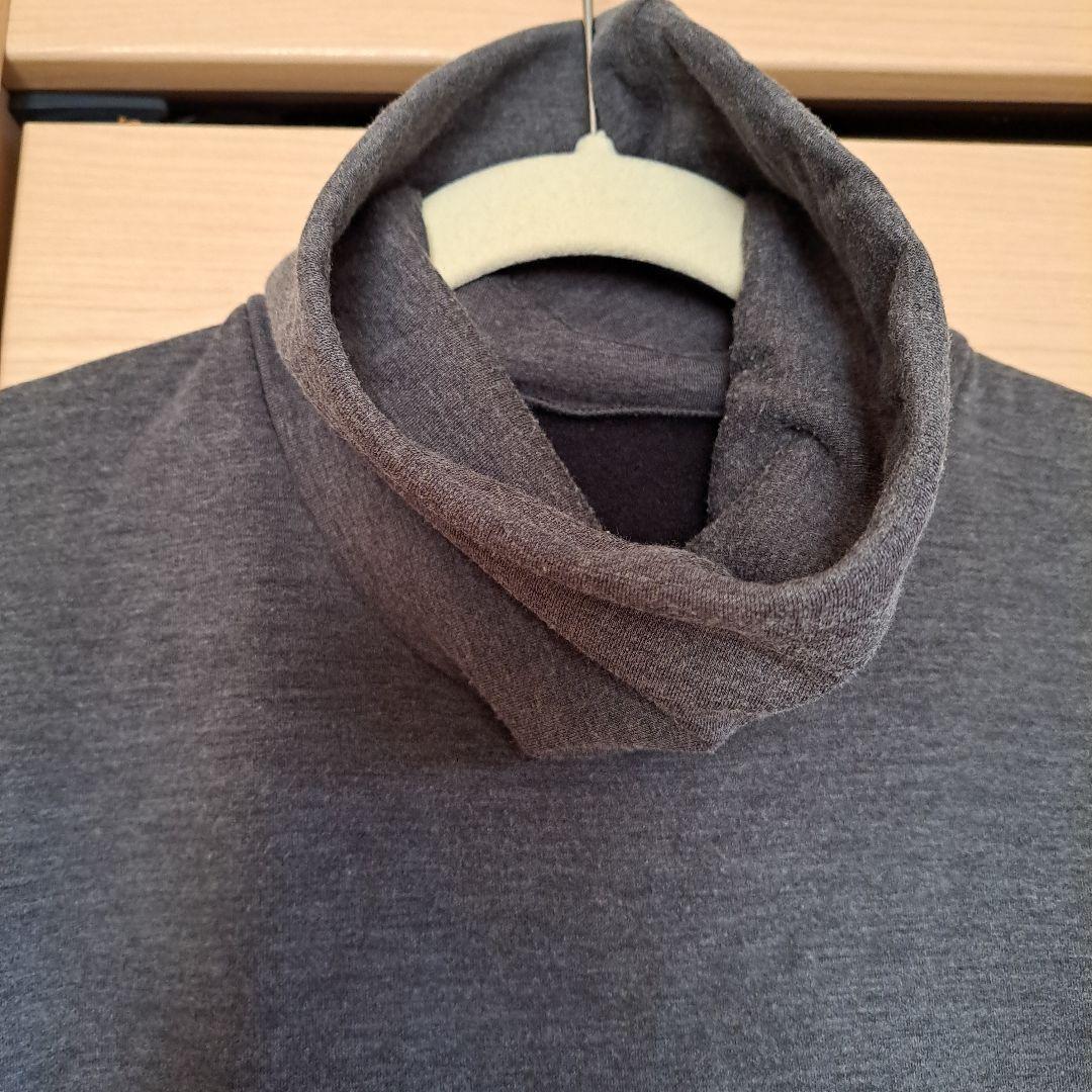 の*ん様 UNIQLO ユニクロ 超極暖ヒートテックタートルネック グレー 　L
