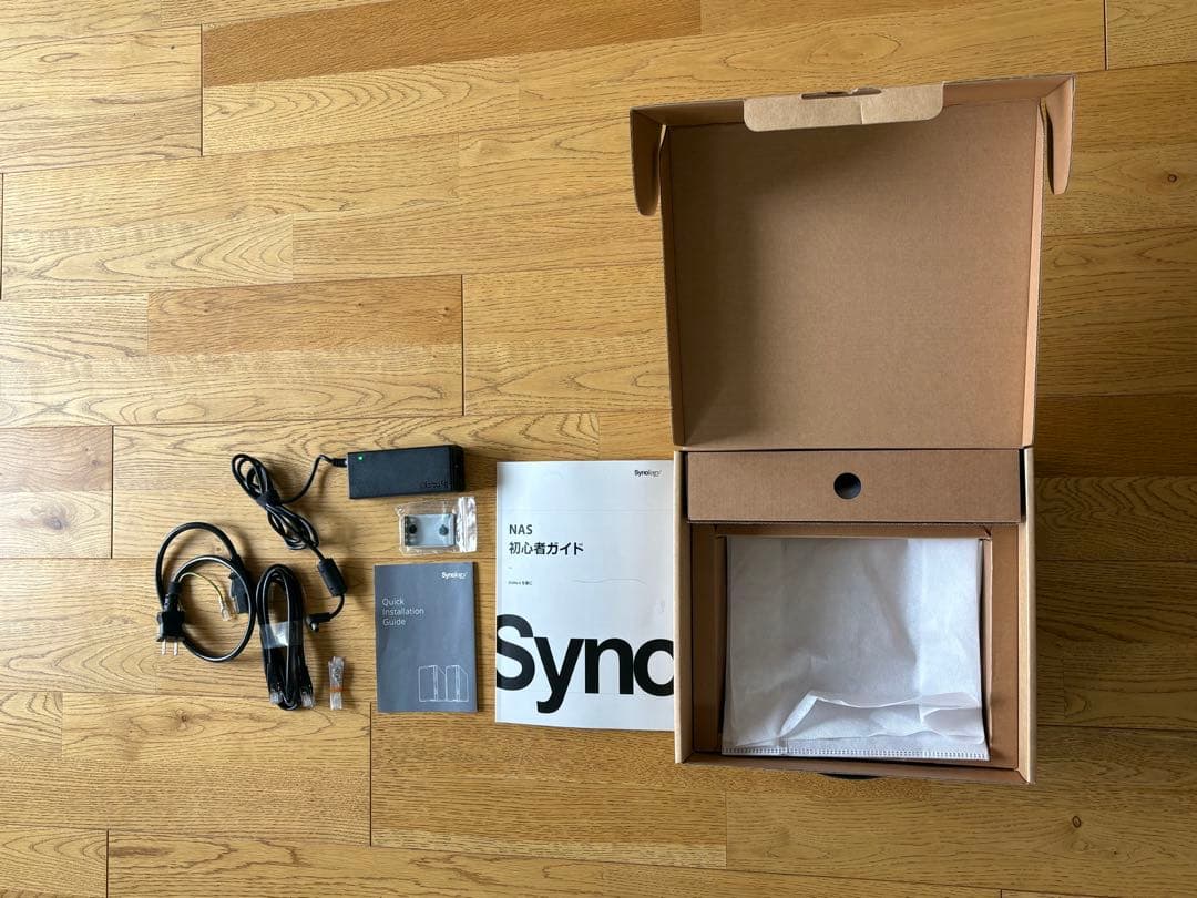 Synology ds220j & hdd WD BLUE 4TB x2台