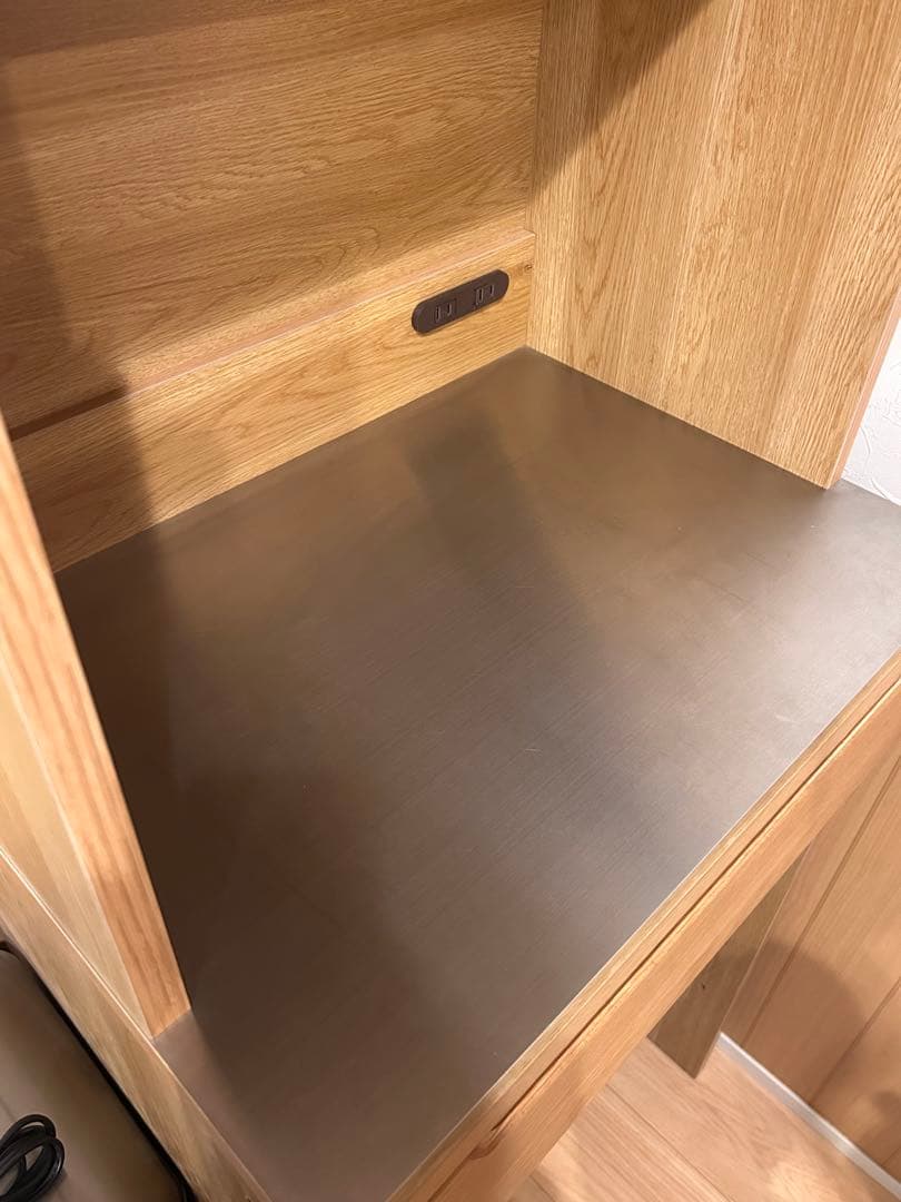 カラアゲ unico カップボード LOM(ロム)