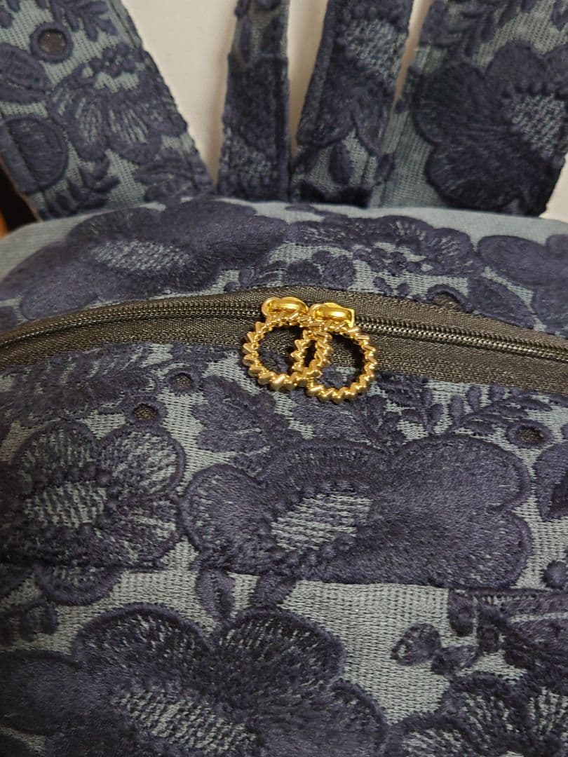 smile flower charcoal ミナペルホネン　リュック