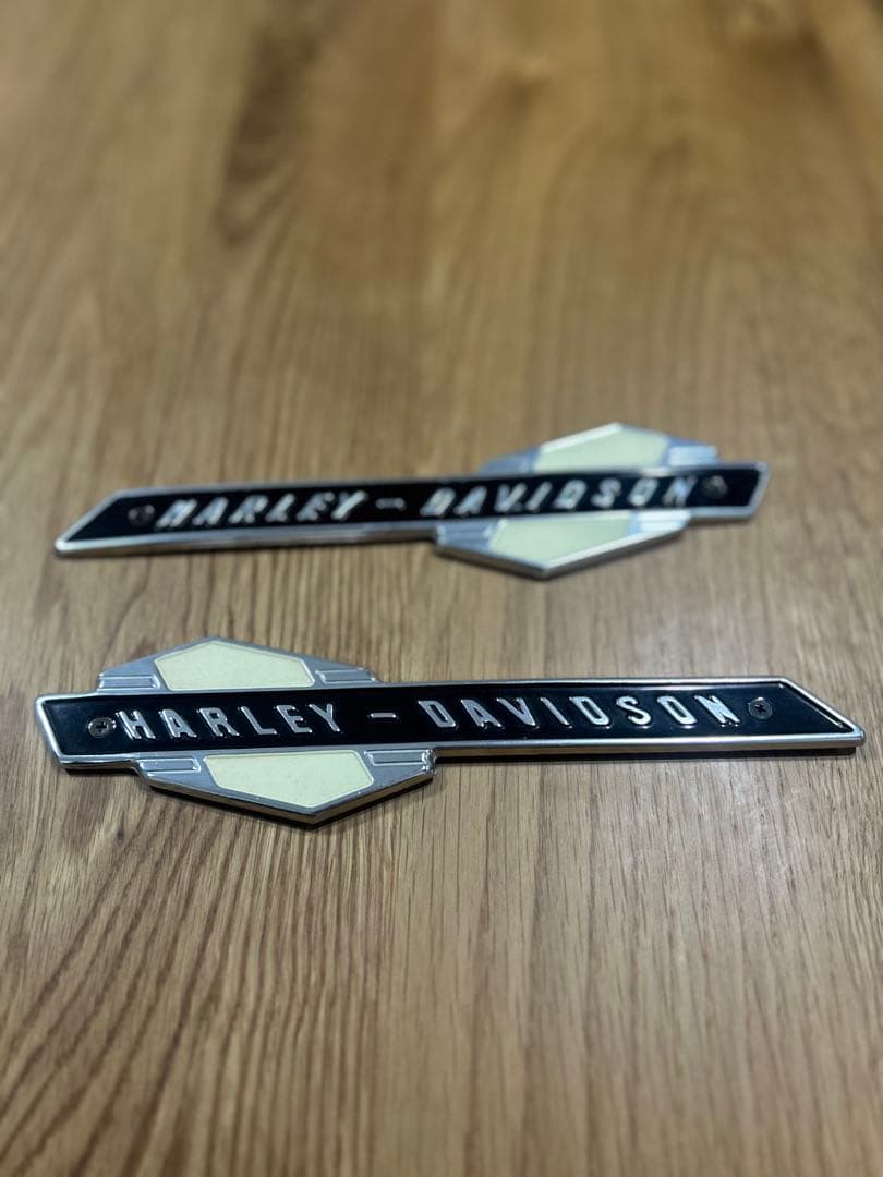 HARLEY-DAVIDSON ハーレダビッドソン　タンクエンブレム