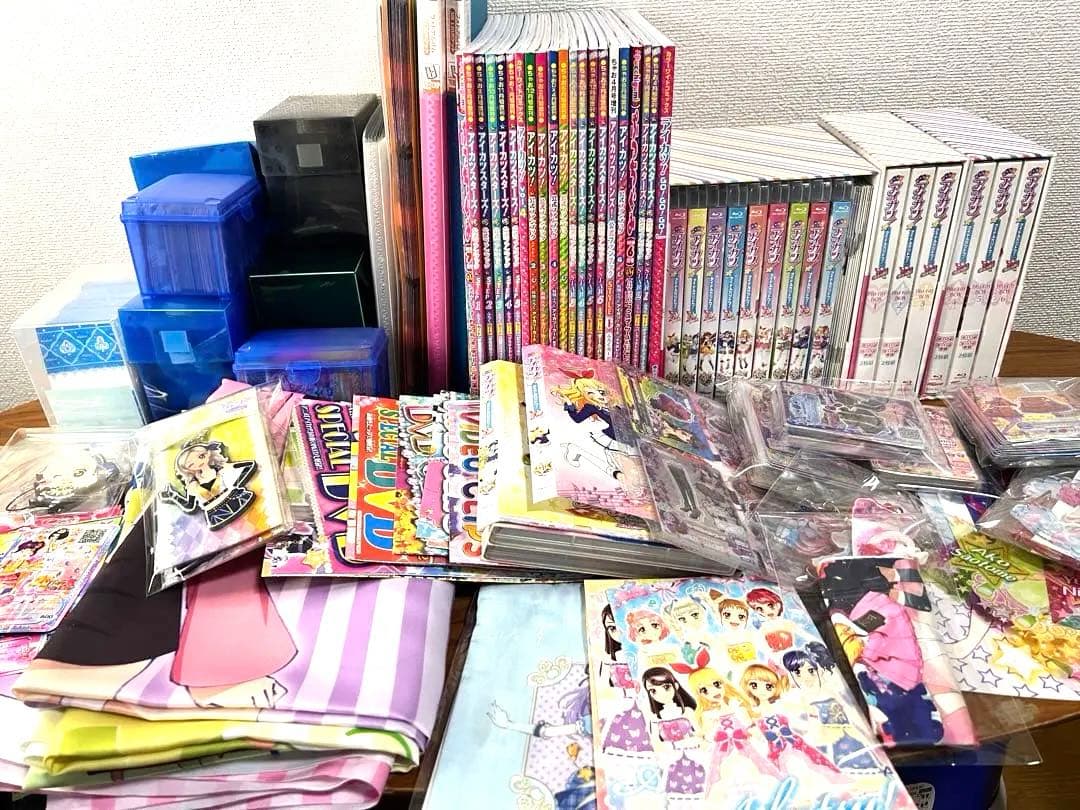 アイカツ！　引退品　大量まとめ　カード　Blu-ray グッズ　色々