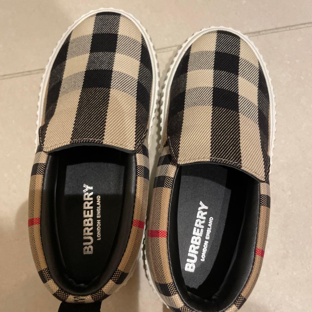BURBERRY チェック柄スリッポン スニーカー　18cm