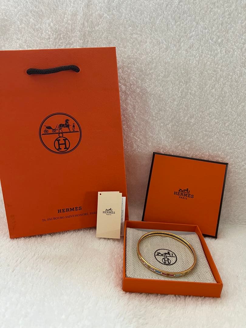 HERMES ゴールド バングル
