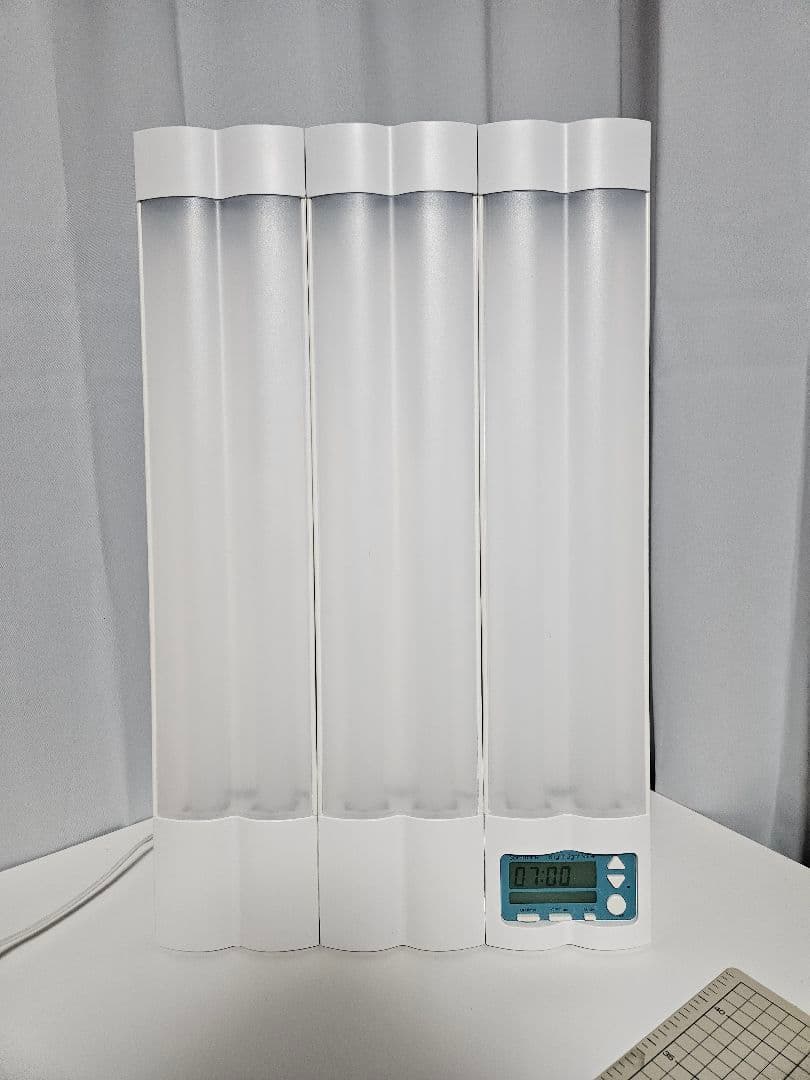 Bright Light ME+ ブライトライトME プラス