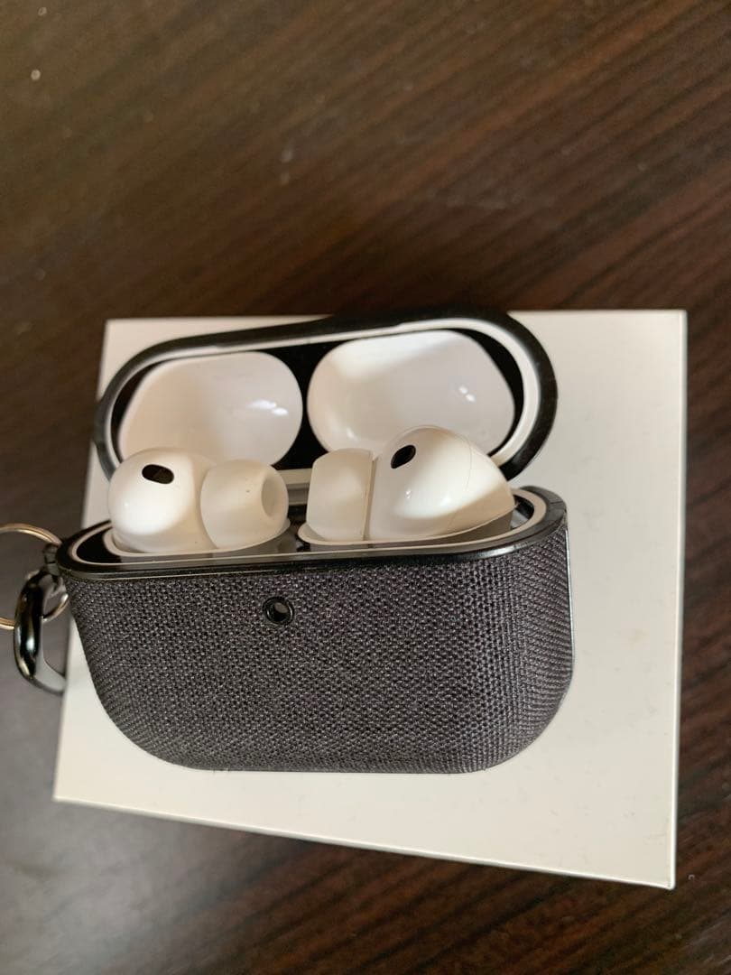 AirPods Pro 3 (ホワイト) ケース付き