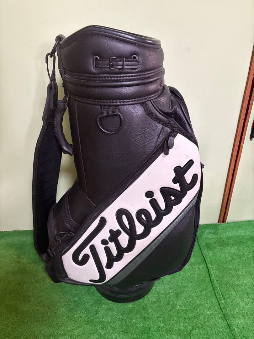 日本未発売　タイトリスト　スタッフバッグ　9.5