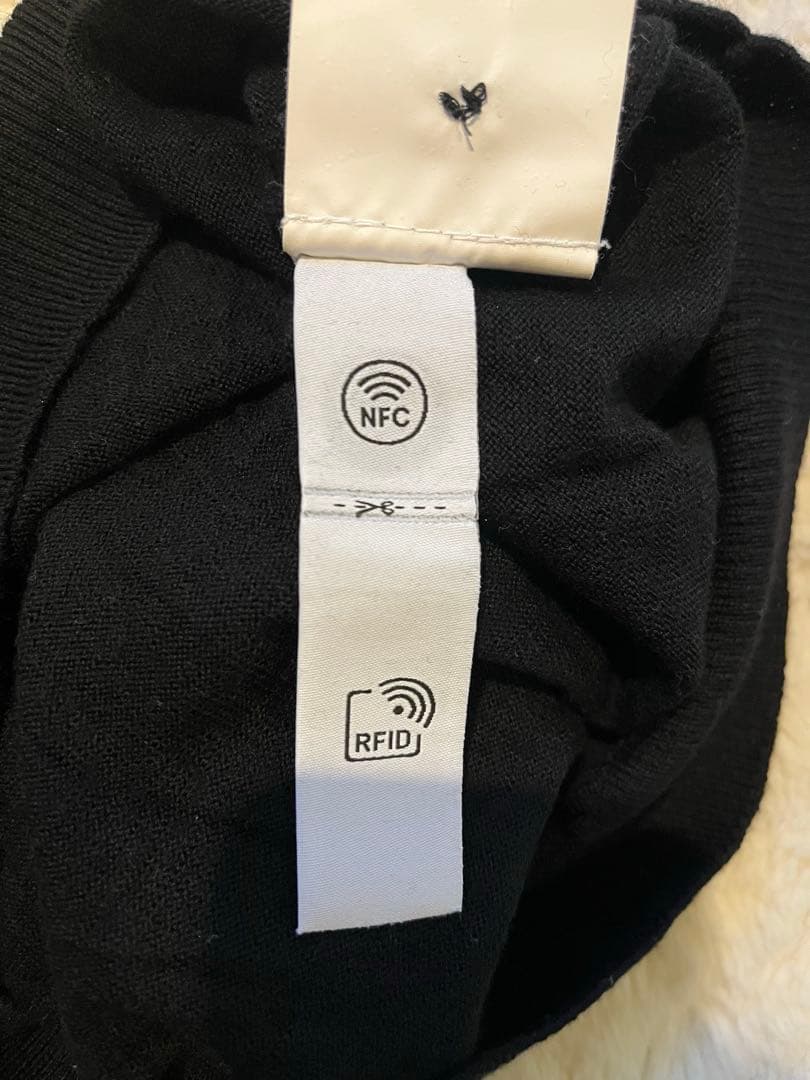 syunn　ストーンアイランド　ブラック　ニット