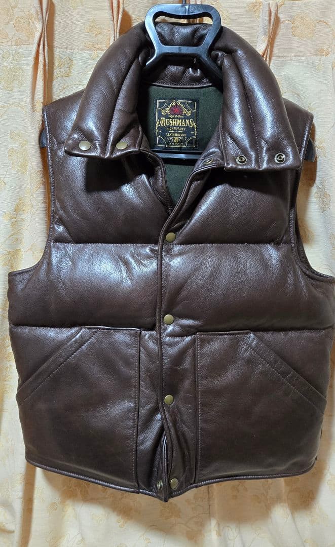 マッシュマンズ MUSHMANS Leather Down Vest　サイズ40