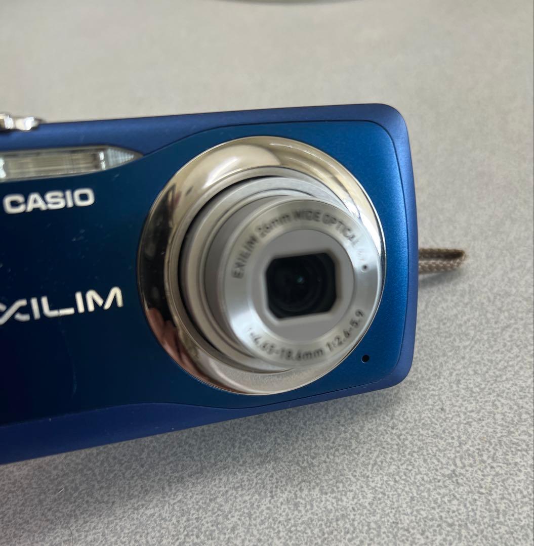 CASIO EXILIM EX-Z550 デジタルカメラ　コンデジ