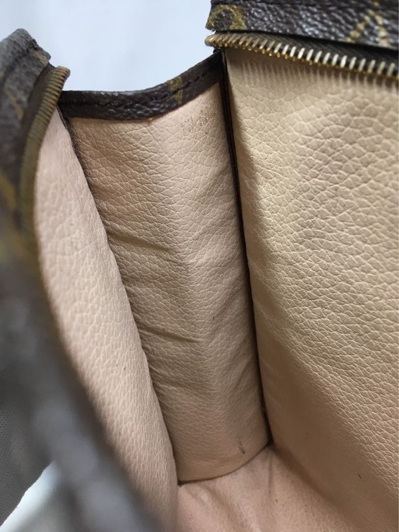 M58 ルイヴィトン　モノグラム　ハンドバッグ　クラッチバッグ