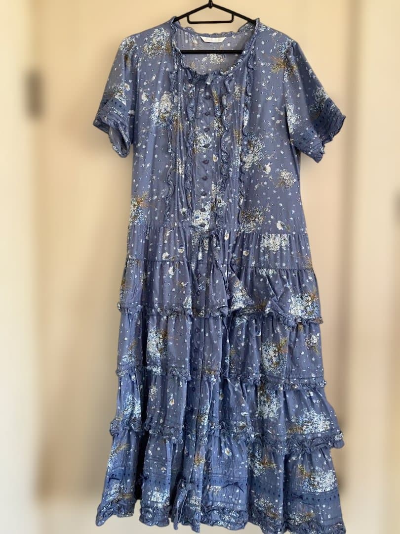 ピンクハウス　花柄　段々ワンピース