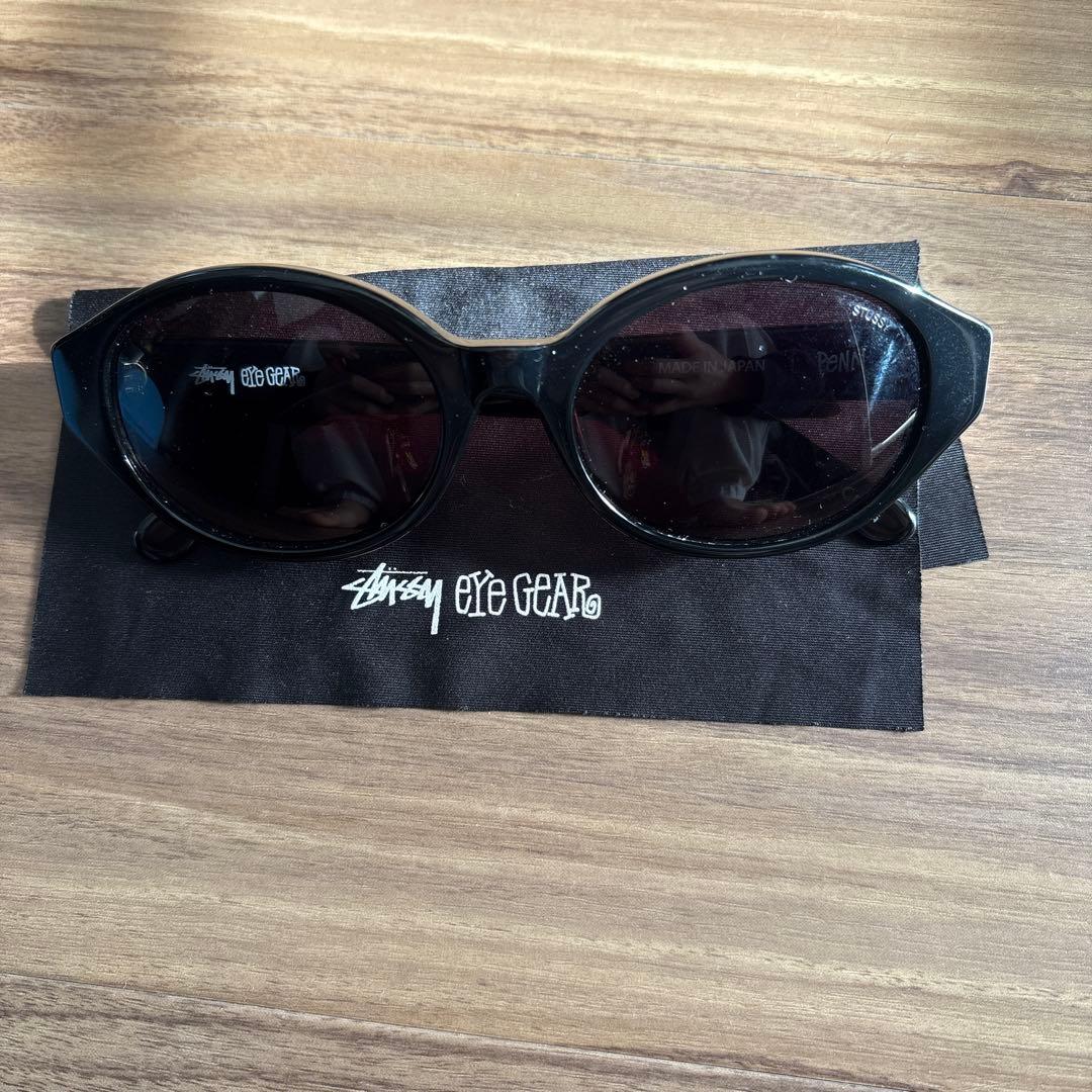STUSSY ステューシー サングラス 黒 付属ケース付き