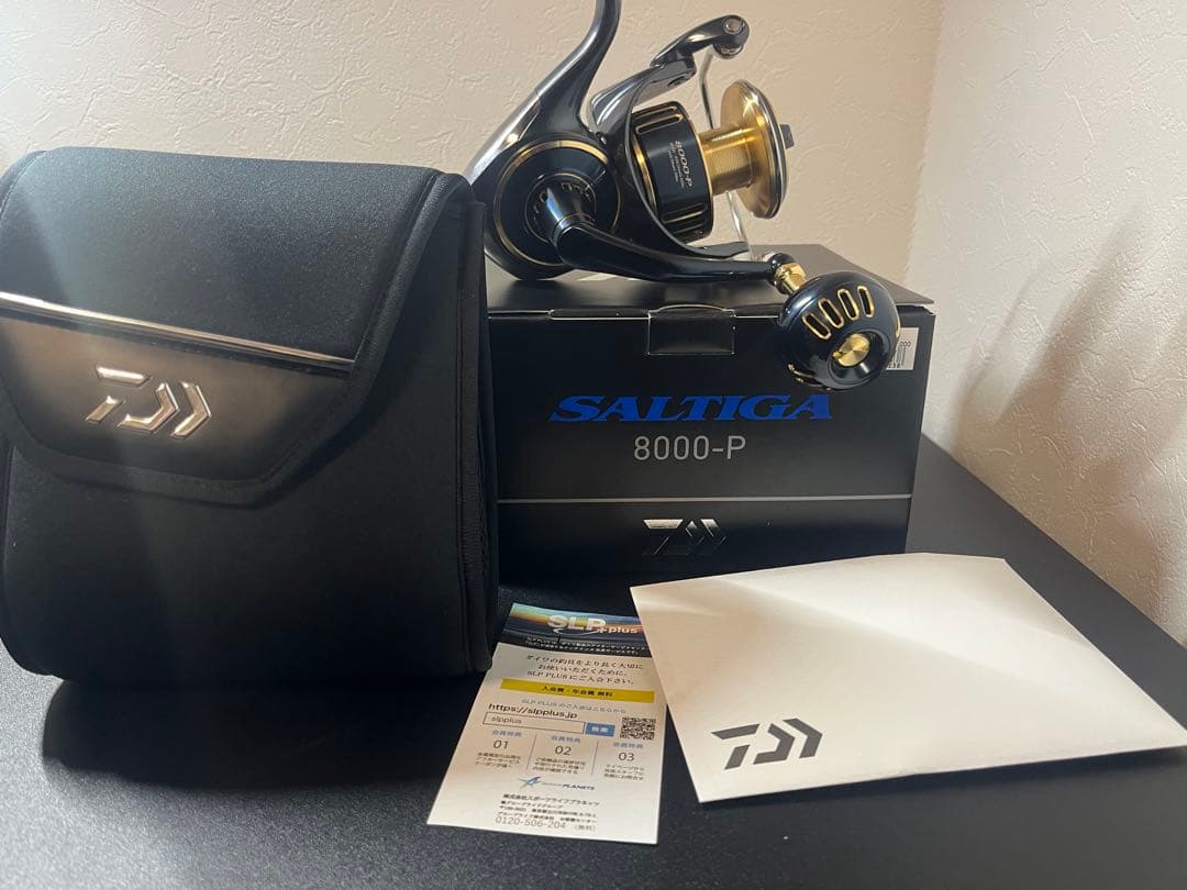 メルカリ最安値　新品　25ソルティガ8000p