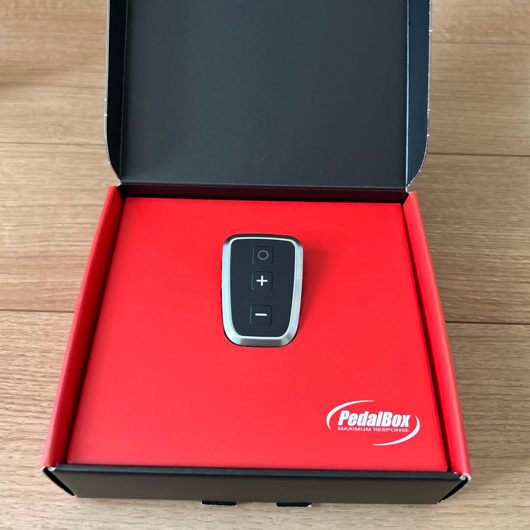 PedalBox スロットルコントローラ ベンツ用　Aクラス　Bクラス　など
