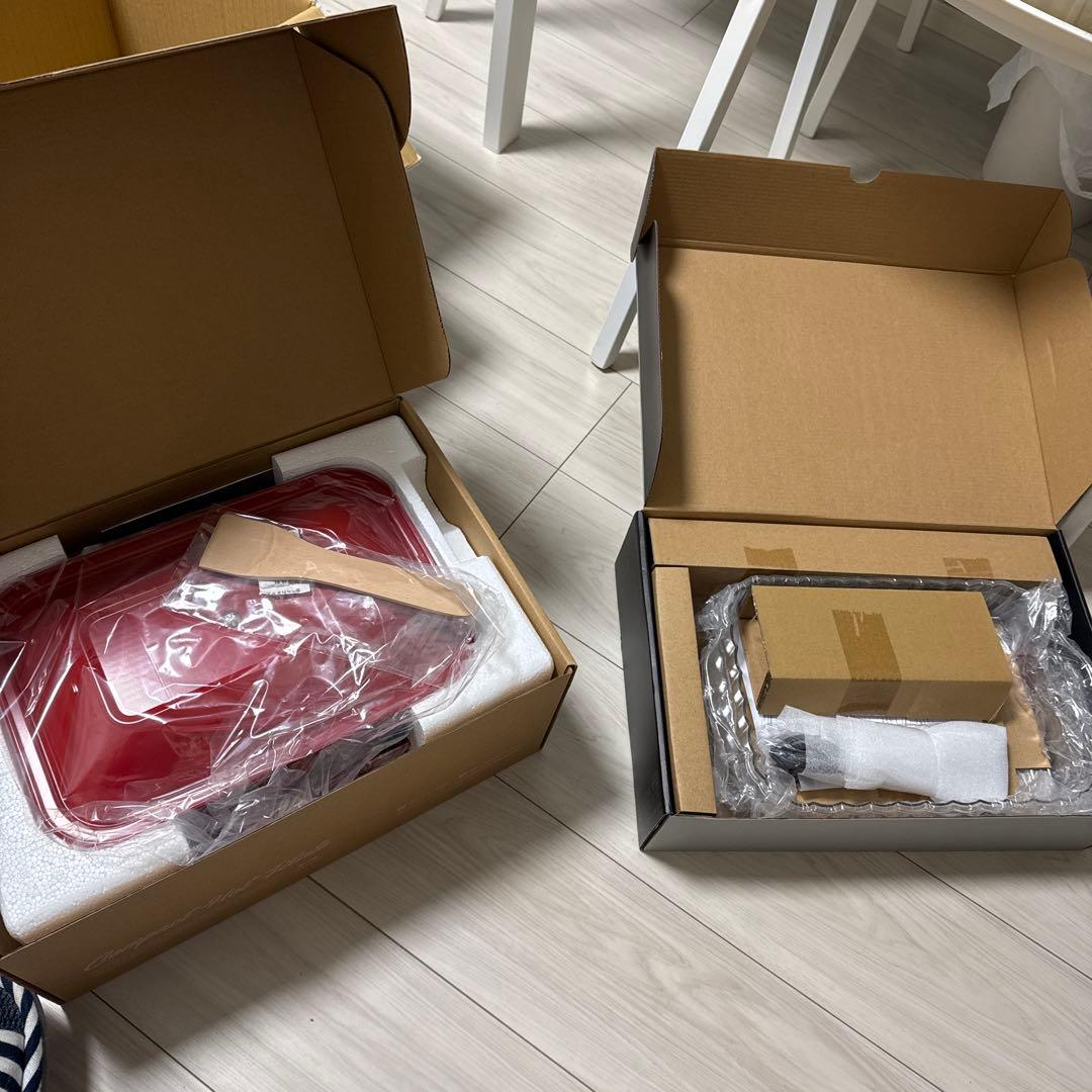 Bruno 赤 ホットプレート 木製スプーン付き スチーム付き　未使用