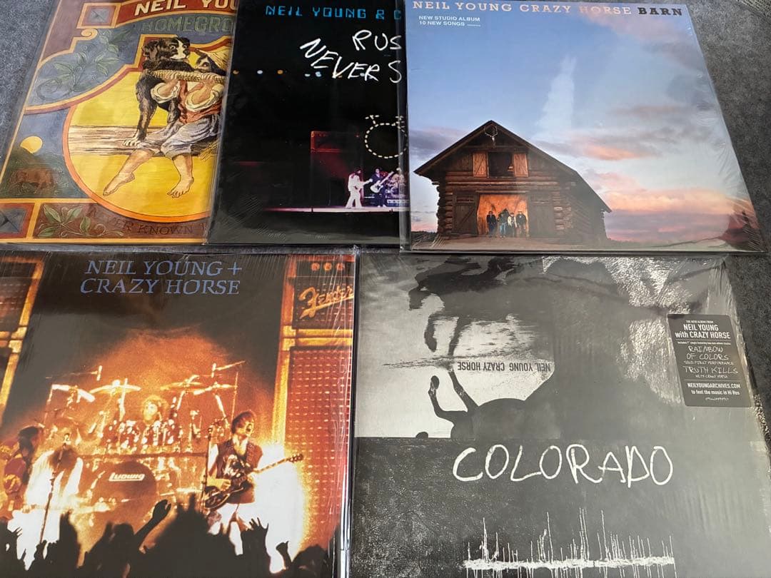 美品【NEIL YOUNGのレコード5枚セット】