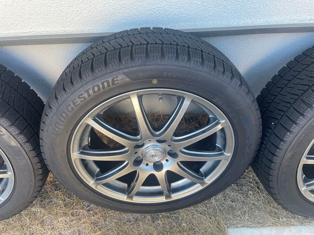 ブリザック VRX2 17インチ スタッドレスタイヤ②