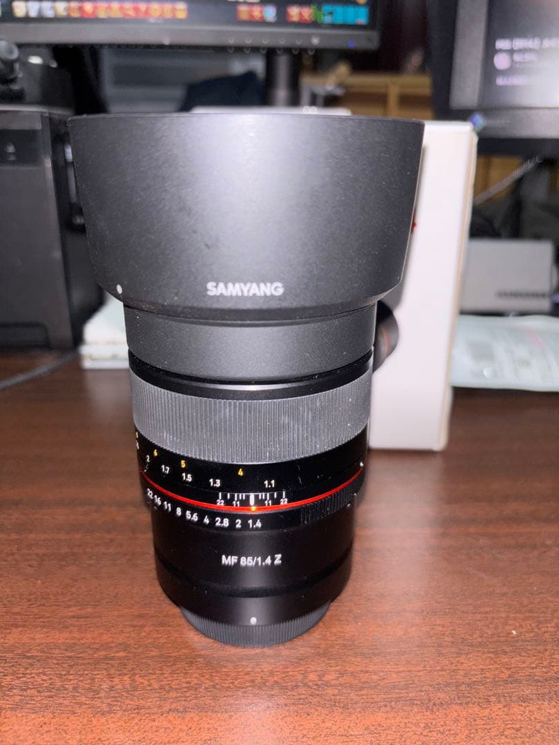 サムヤン　 MF 85mm f1.4 Nikon Z-mount用