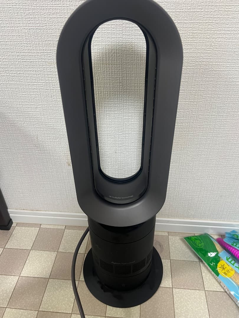dyson hot + cool 冷風 ファンヒーターAM09