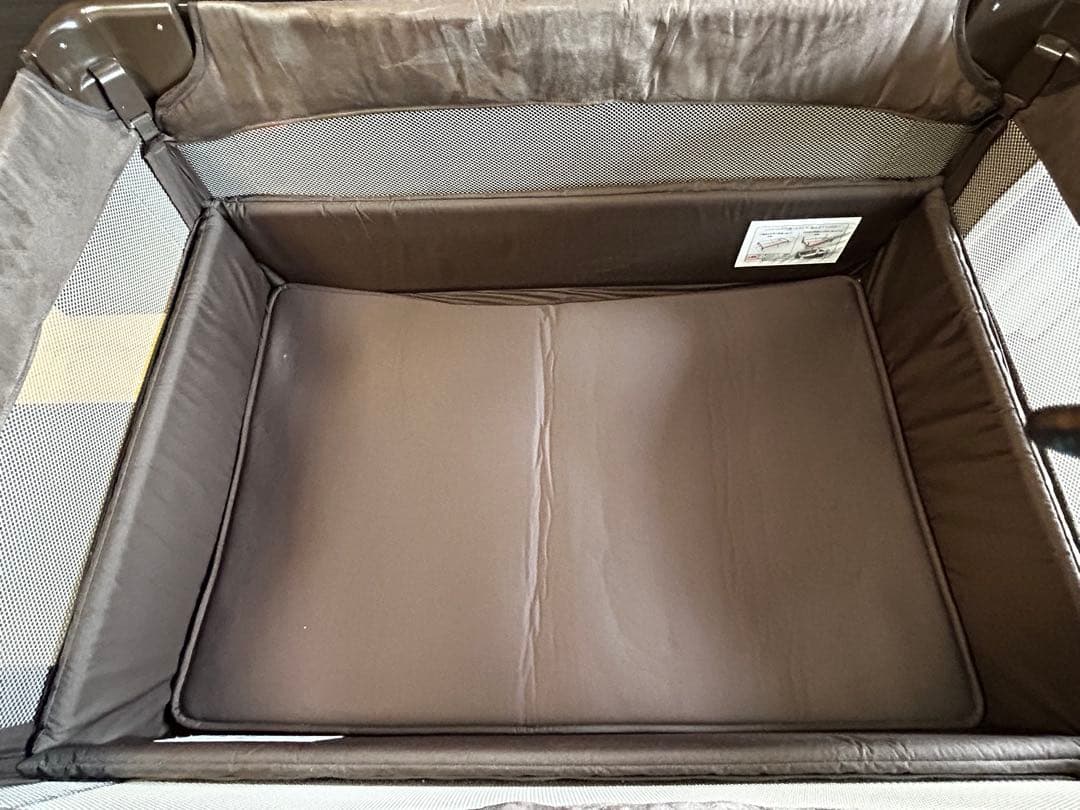 ココネル　エアー　ベビーベッド　ココア色