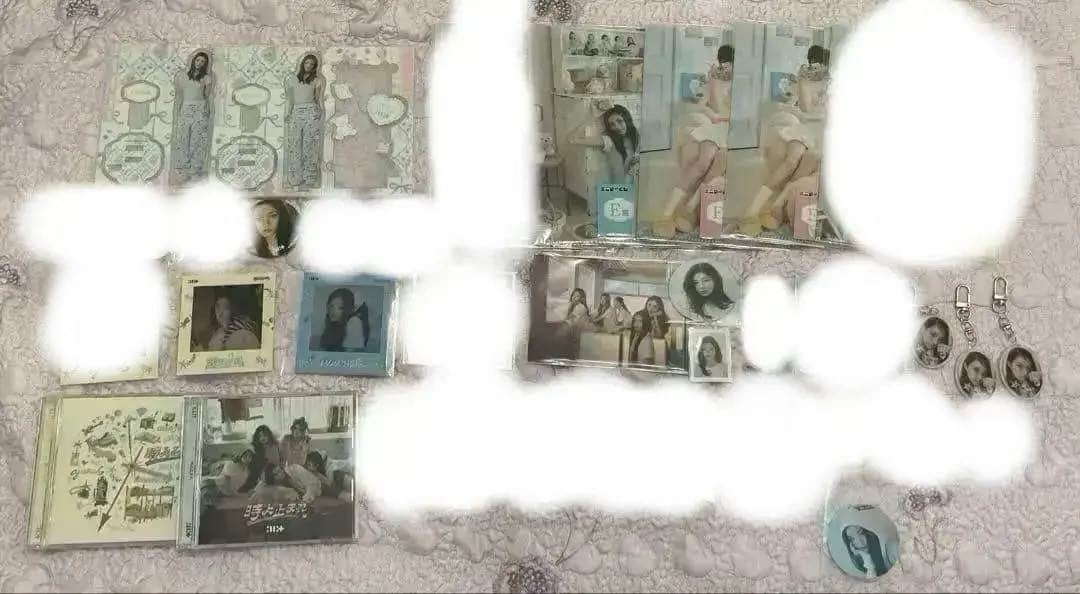 ILLIT ウォンヒ ミンジュ イロハ ユナ モカ 缶バッジ トレカ アクスタ