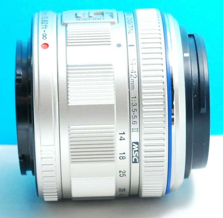 OLYMPUS 14 42 2シルバー　送料無料