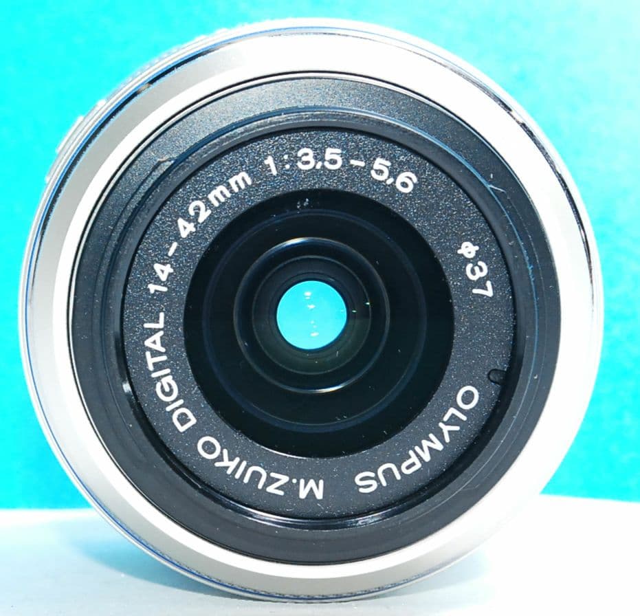 OLYMPUS 14 42 2シルバー　送料無料