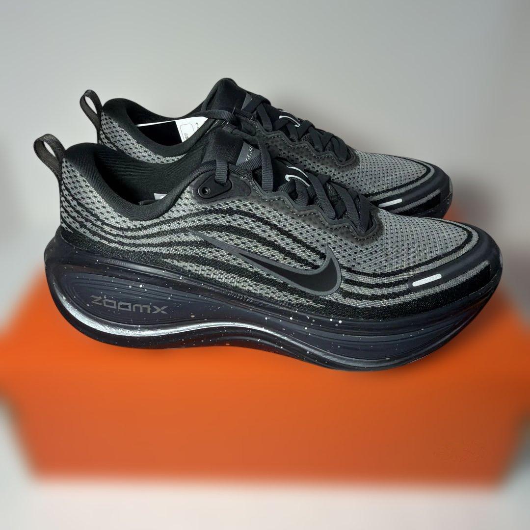 27.0 新品 NIKE VOMERO PLUS SPECKLE ボメロ プラス