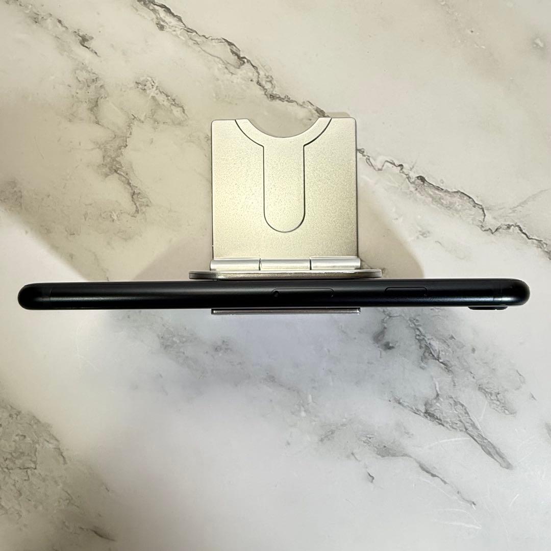 ★美品　iPhone SE 3 (第3世代) 256GB SIMフリー