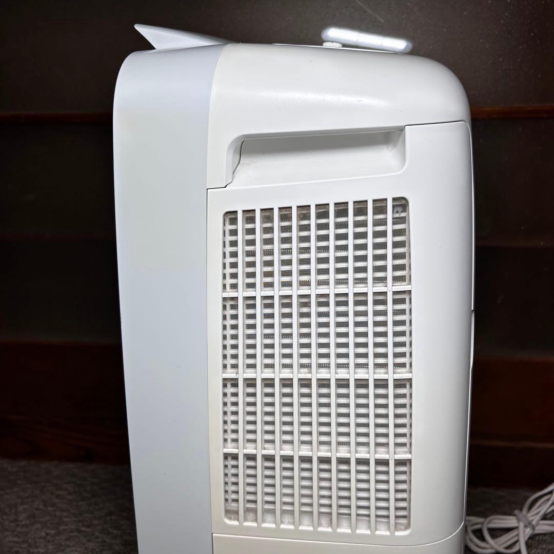 SHARP 2019年製 CM-J100-W 除湿機　動作品