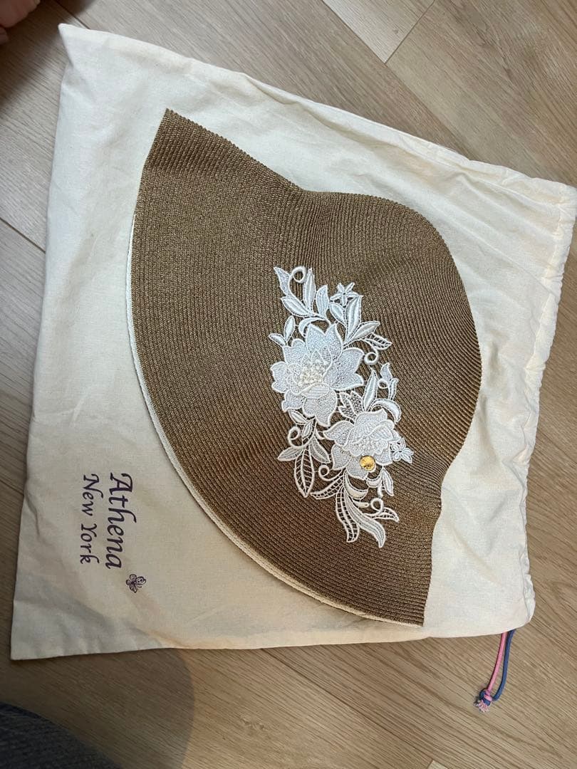 最終値下げ　アシーナニューヨーク　ペーパーハット　大人気の帽子ブランド