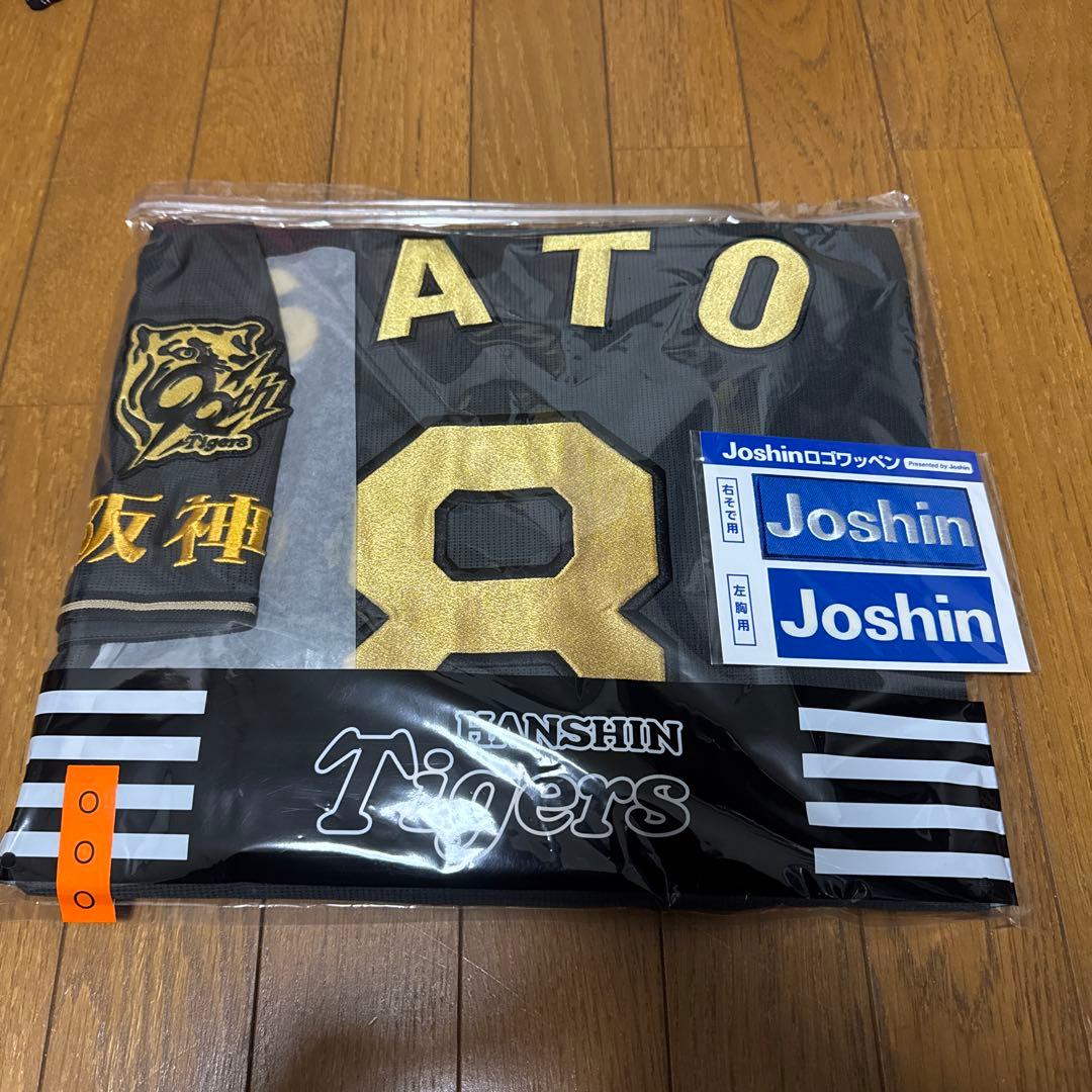 阪神タイガース ブラックダイナマイト　佐藤輝明　Ｏ