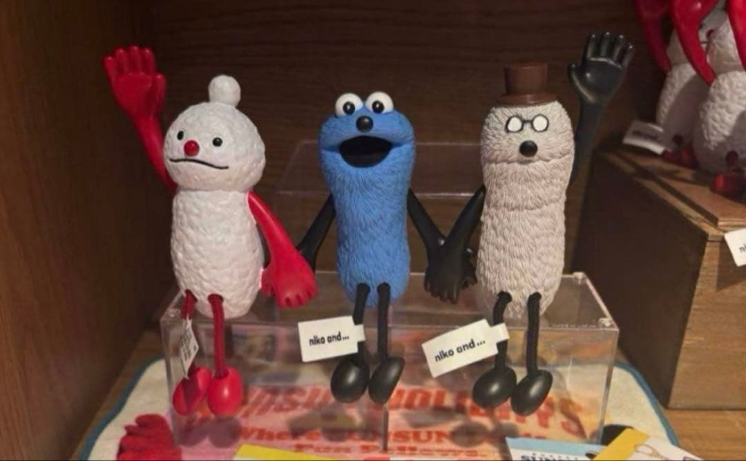 ニコアンド　パペットスンスン　お座りオブジェ