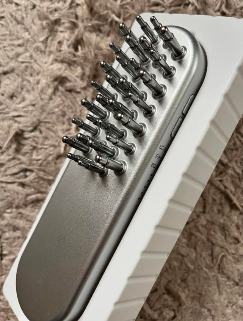 SALONIA EMS LIFT BRUSH サロニア　EMSリフトブラシ