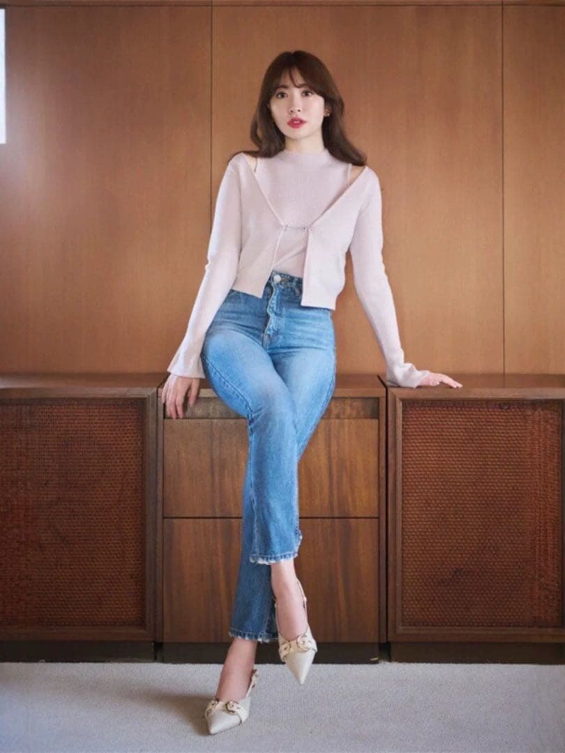 靴 Her lip to Buckle-Belted Slingback Pumps