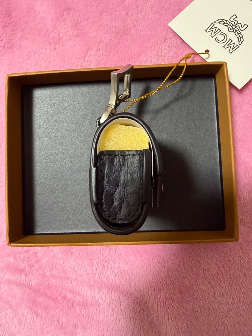 【MCM×クレヨンしんちゃん】AirPods Pro ケース