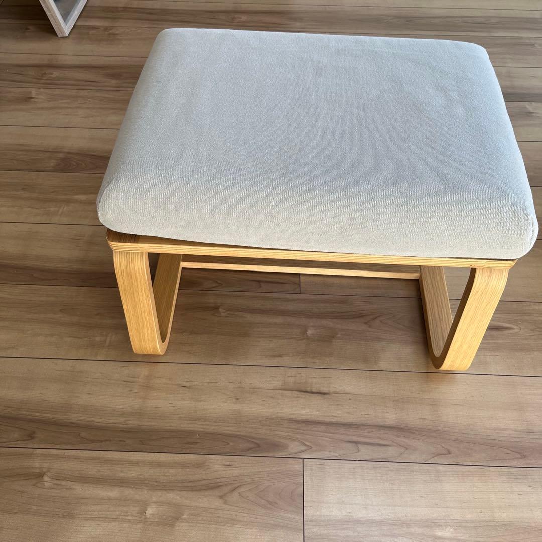 リビングでもダイニングでもつかえるソファーチェア•オーク材