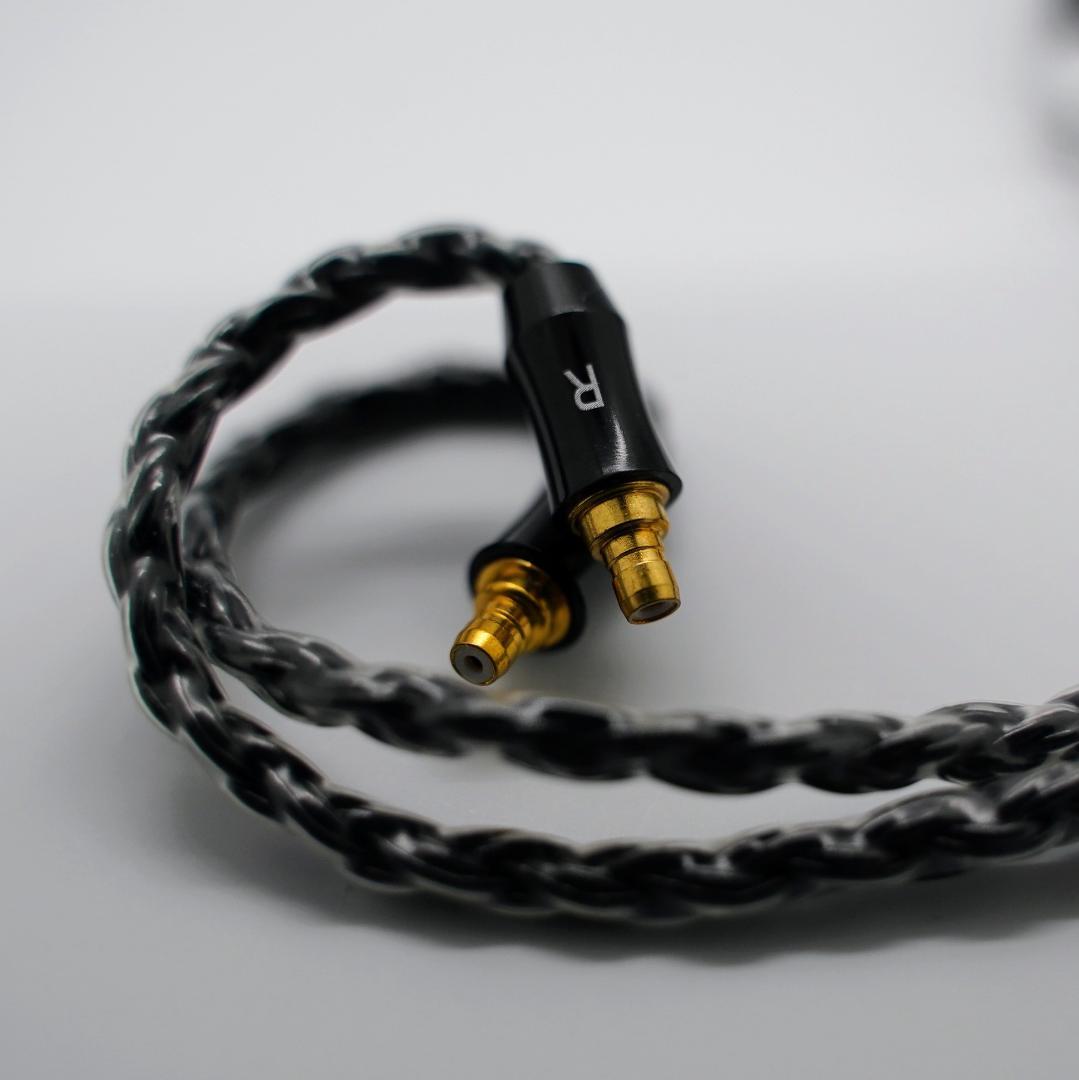 【超希少-1点限定】16コア IE100 400 500/3.5mm ミニプラグ