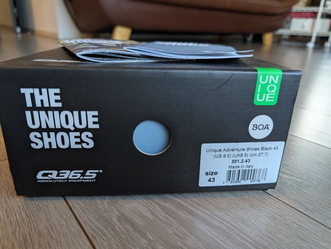 Q36.5 Unique Adventure Shoes ブラック 27.7cm